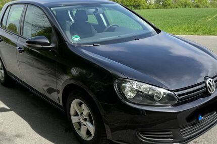 VW Golf 144.200 km 4.100 &euro; Paderborn 33098
