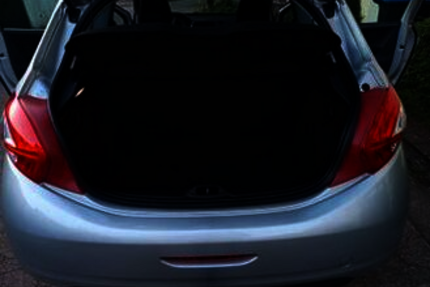Peugeot 208 71.000 km 5.249 &euro; Hameln 31785