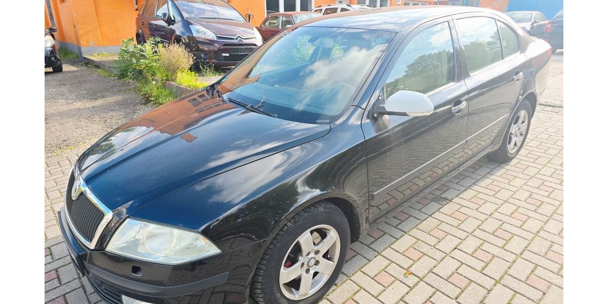 Skoda Octavia 203.000 km 1.490 &euro; Chemnitz 09114