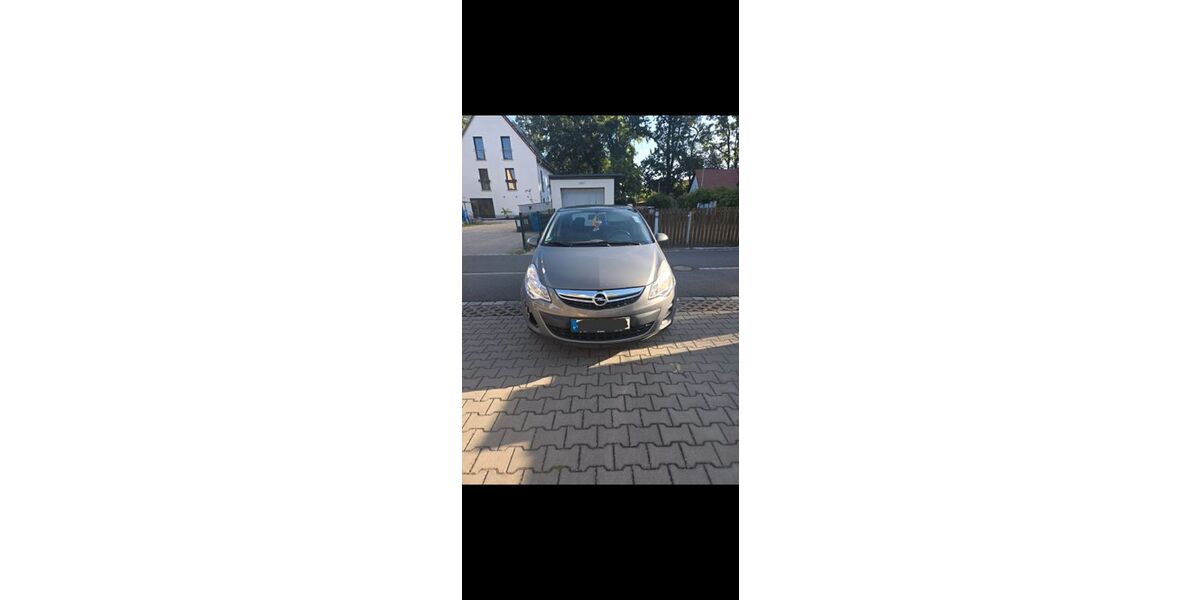 Opel Corsa 98.000 km 4.000 &euro; Nürnberg 90453
