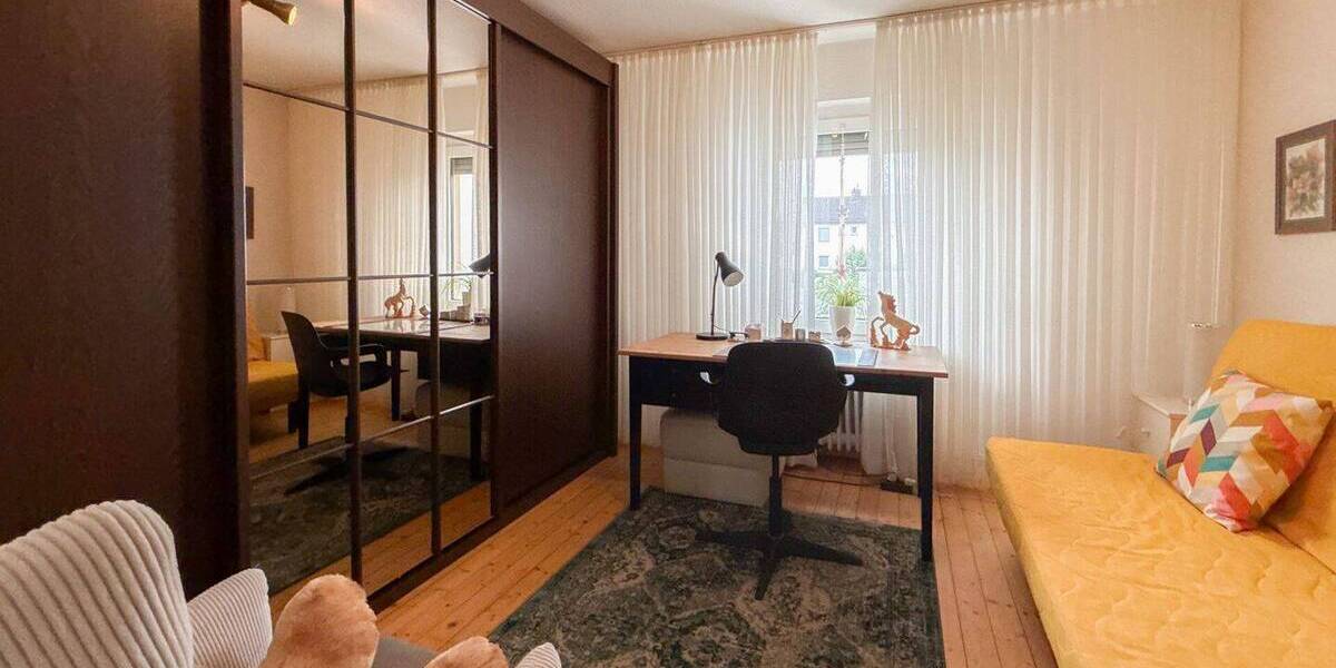 Mehrfamilienhaus, Wohnhaus Hennef (Sieg) Hennef - 6 Zimmer, 170 m&sup2;, 375.000&euro; | Angebot:26657322