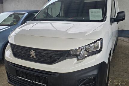 Peugeot Partner 63.300 km 10.900 &euro; Appenweier Nesselried 77767