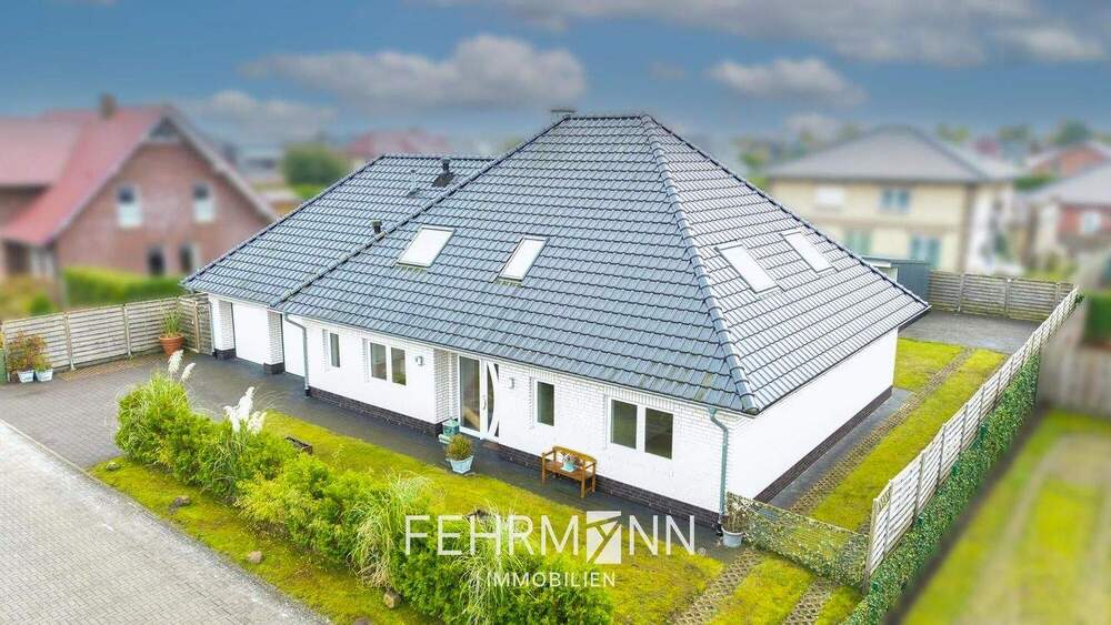 Einfamilienhaus Sögel - 6 Zimmer, 259 m&sup2;, 499.000&euro; | Angebot:25770470