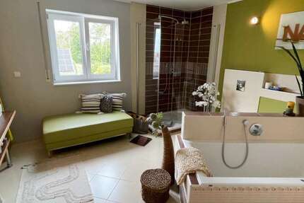 Haus Maxhütte-Haidhof Haidhof - 5 Zimmer, 166 m&sup2;, 650.000&euro; | Angebot:25757173