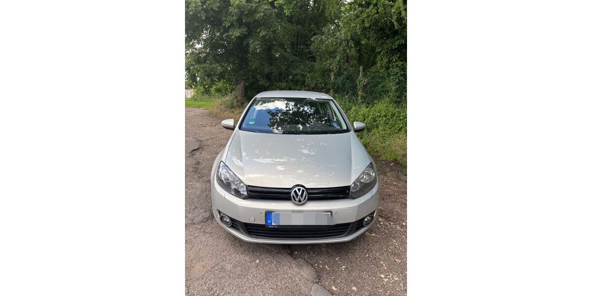 VW Golf 132.810 km 8.100 &euro; Bornheim 53332
