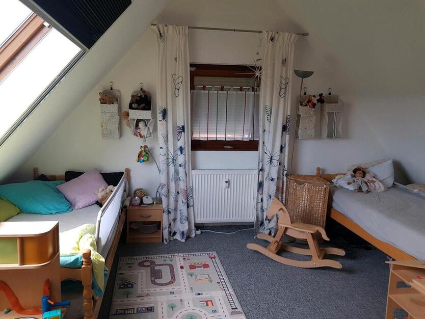 Gemütliche 4,5 Zimmer Maisonette-Wohnung zimmer