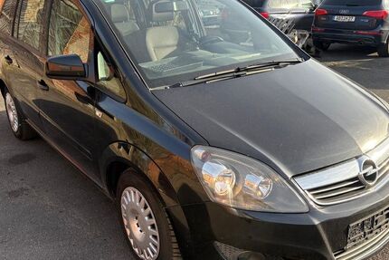Opel Zafira 204.241 km 1.999 &euro; Freudenberg 97896