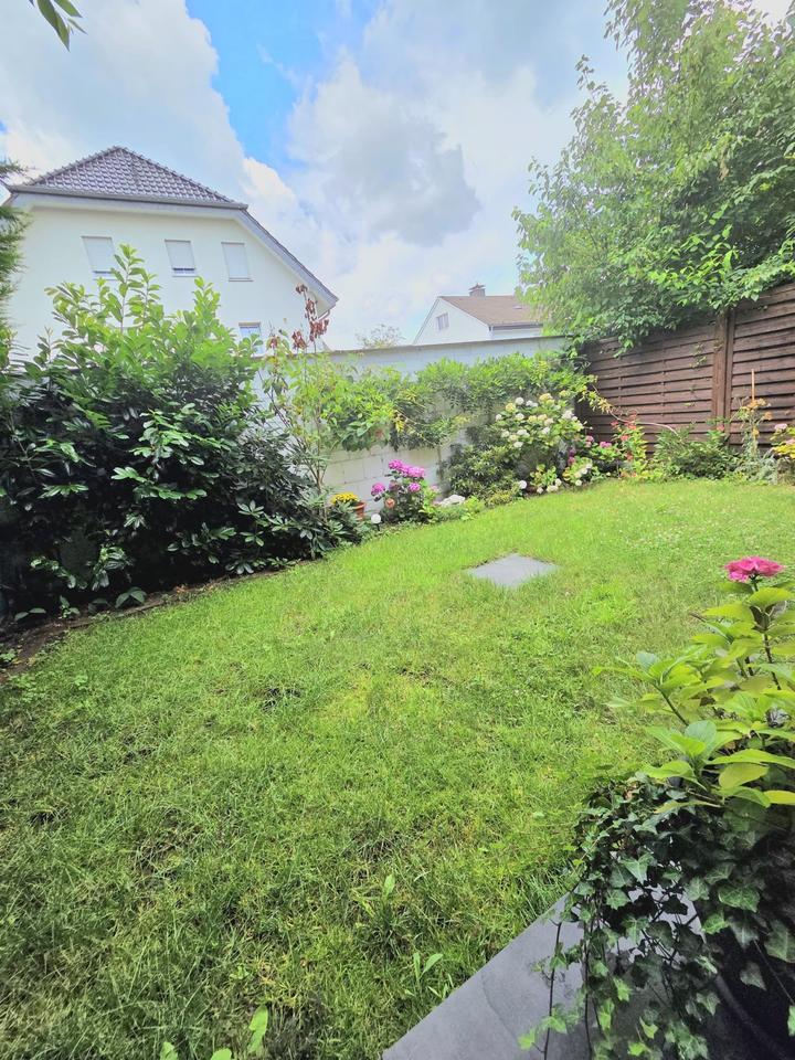 2 Zimmerwohnung Erdgeschoss mit Terasse Nähe Media Markt zimmer