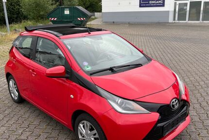Toyota Aygo (X) 98.000 km 7.000 € Groß Gerau 64521