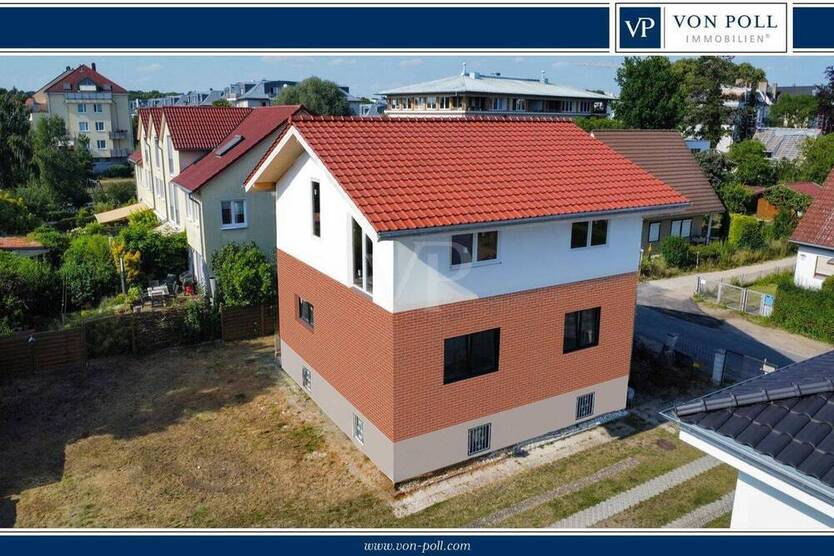 BIETERVERFAHREN -Einfamilienhausrohbau in bester Pankower Lage mit familienfreundlichen 8 geplanten Zimmern