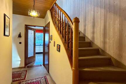 Haus Schweinfurt Haardt - 4 Zimmer, 113 m&sup2;, 185.000&euro; | Angebot:25286084