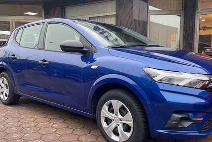 Dacia Sandero 8.266 km 13.990 &euro; Neu Wulmstorf 21629