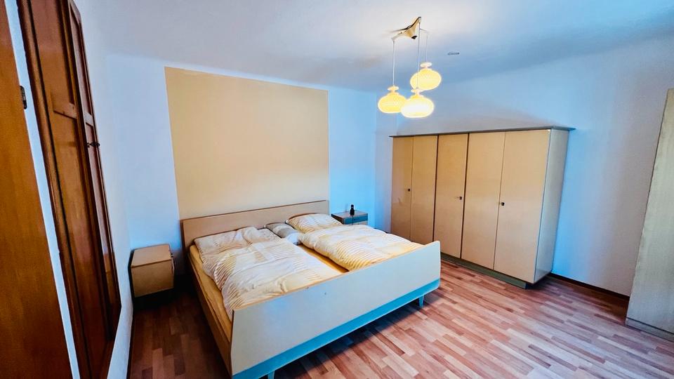 Einfamilienhaus Bexbach - 7 Zimmer, 140 m&sup2;, 195.000&euro; | Angebot:26888783