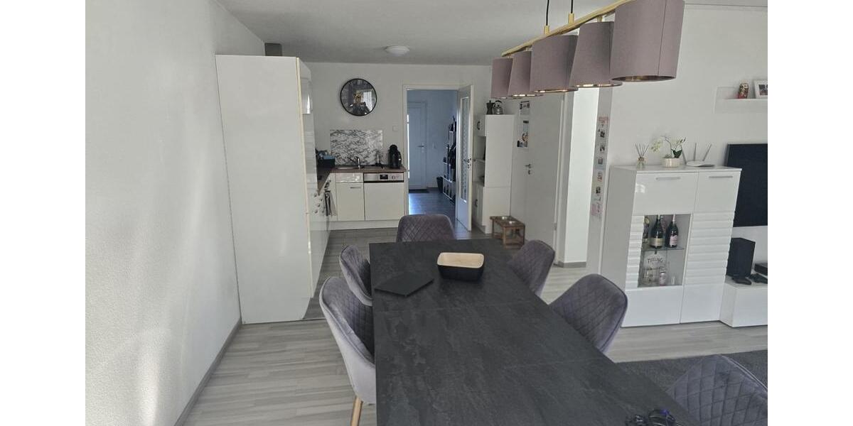 Doppelhaushälfte Wald - 6 Zimmer, 120 m&sup2;, 1.430&euro; | Angebot:26233225