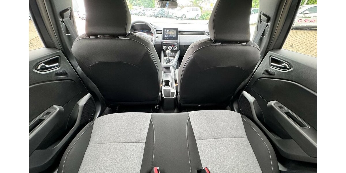 Mitsubishi Colt PLUS 1.0 T.B.KlimaA/Led/CarPlay/SitzH. 7.000 km 18.990 &euro; Donauwörth 86609