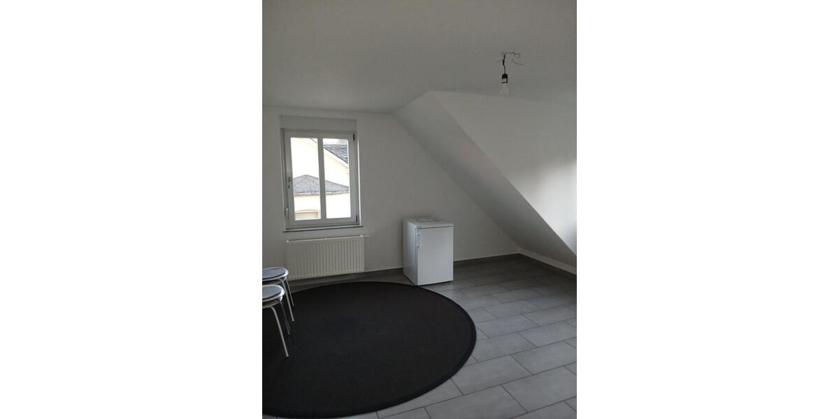 Dachgeschoßwohnung Siegen Kaan-Marienborn - 3 Zimmer, 88 m&sup2;, 940&euro; | Angebot:25343055