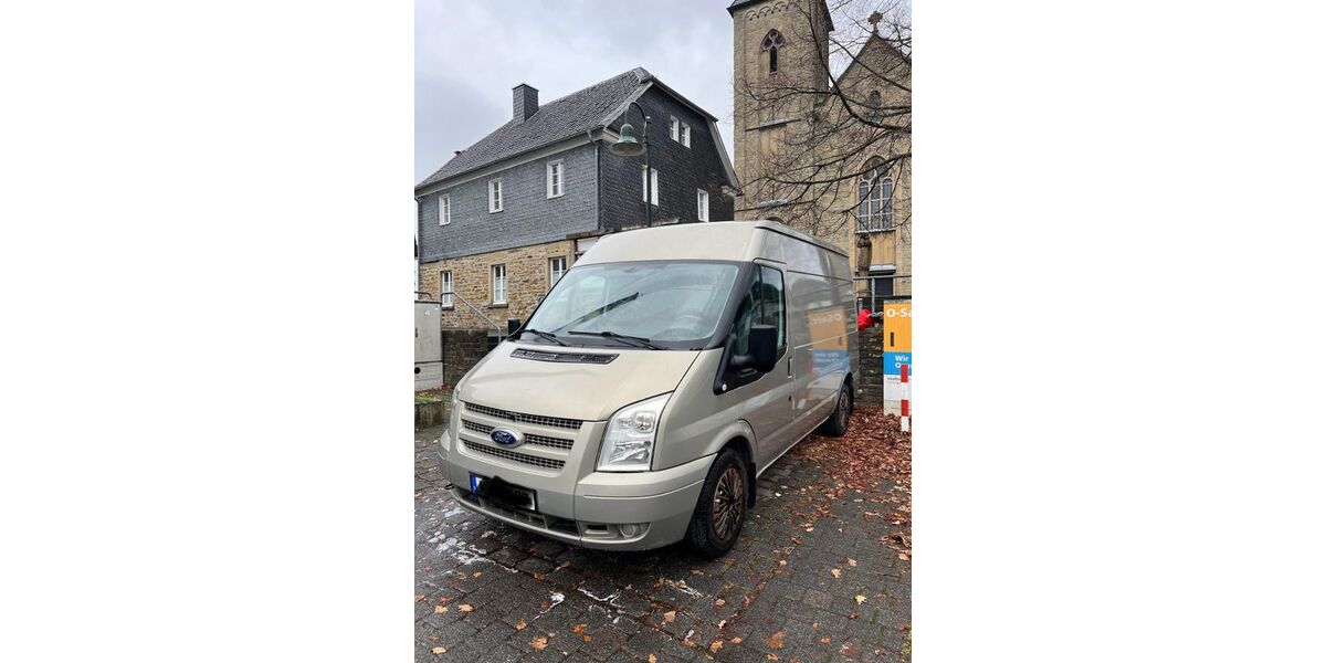 Ford Transit 147.582 km 3.300 &euro; Overath 51491
