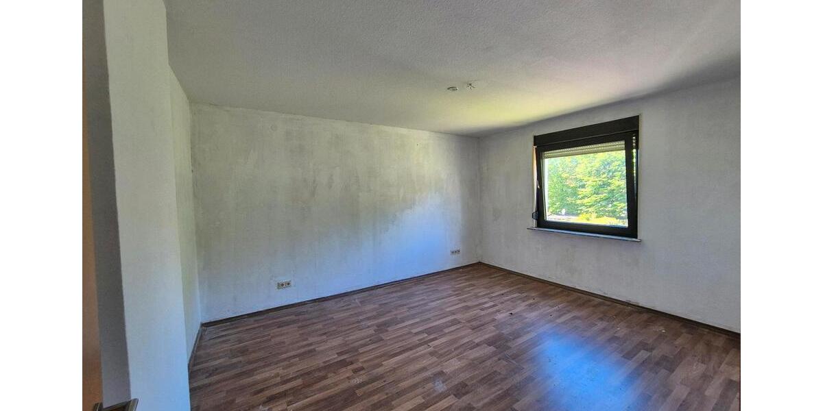 Etagenwohnung Völklingen - 3 Zimmer, 82 m&sup2;, 630&euro; | Angebot:26397489