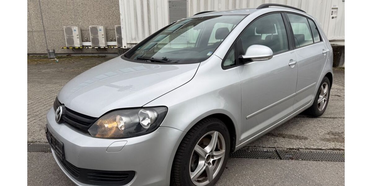 VW Golf 281.000 km 2.690 &euro; Friedrichshafen 88045