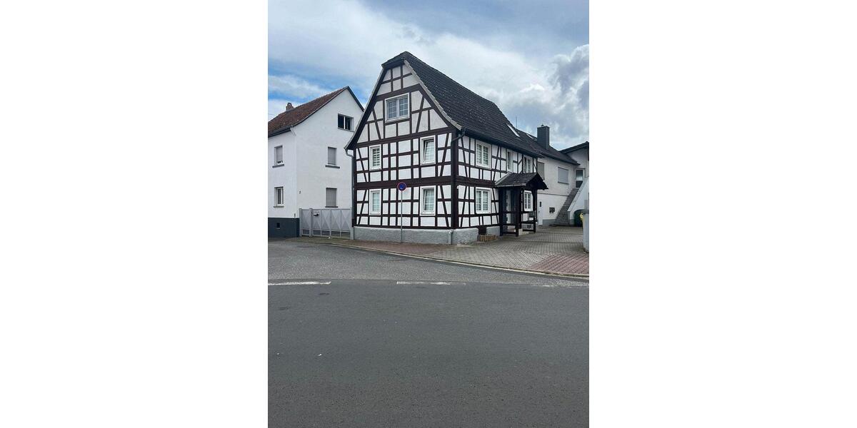 Einfamilienhaus Bruchköbel - 7.5 Zimmer, 211 m&sup2;, 1.850&euro; | Angebot:27618239