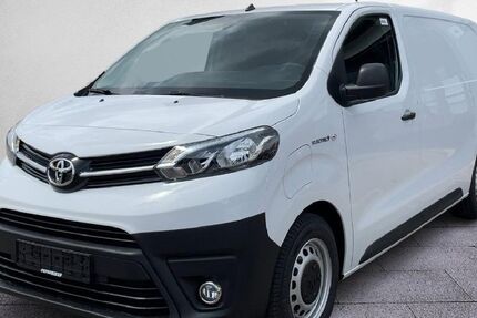 Toyota Proace (Verso) 1.299 km 32.290 &euro; Ansbach 91522