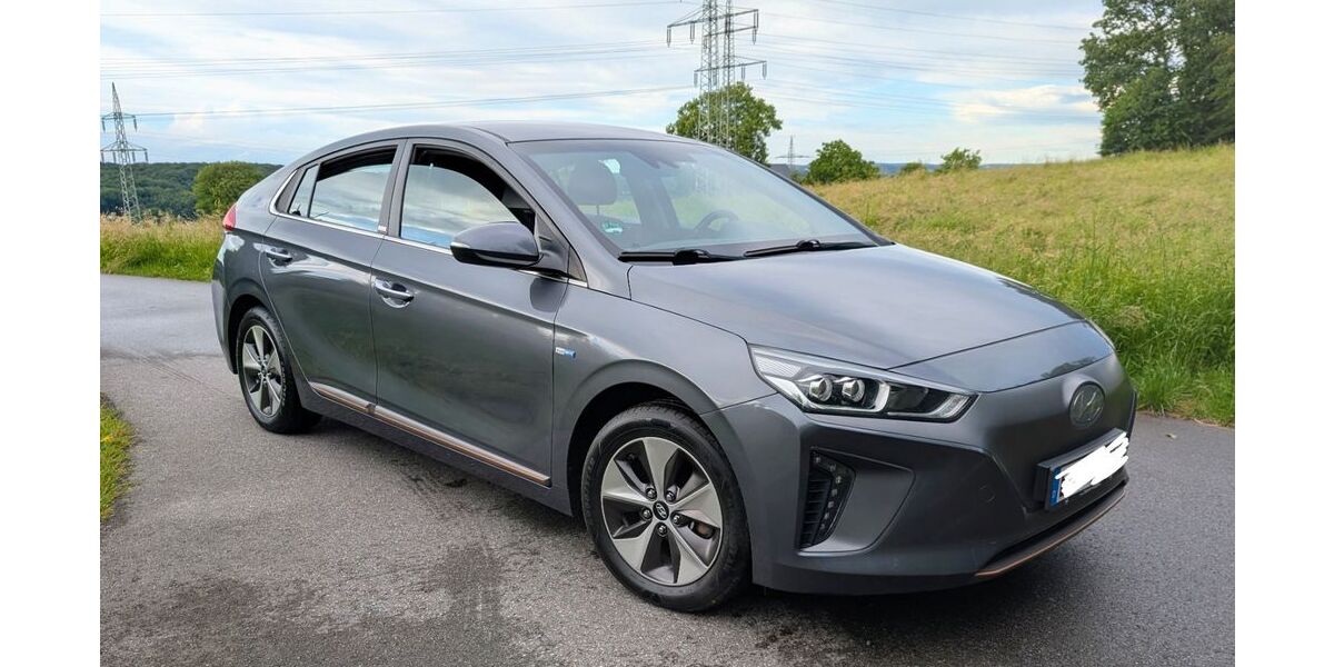 Hyundai IONIQ 140.000 km 12.900 &euro; Schwelm 58332
