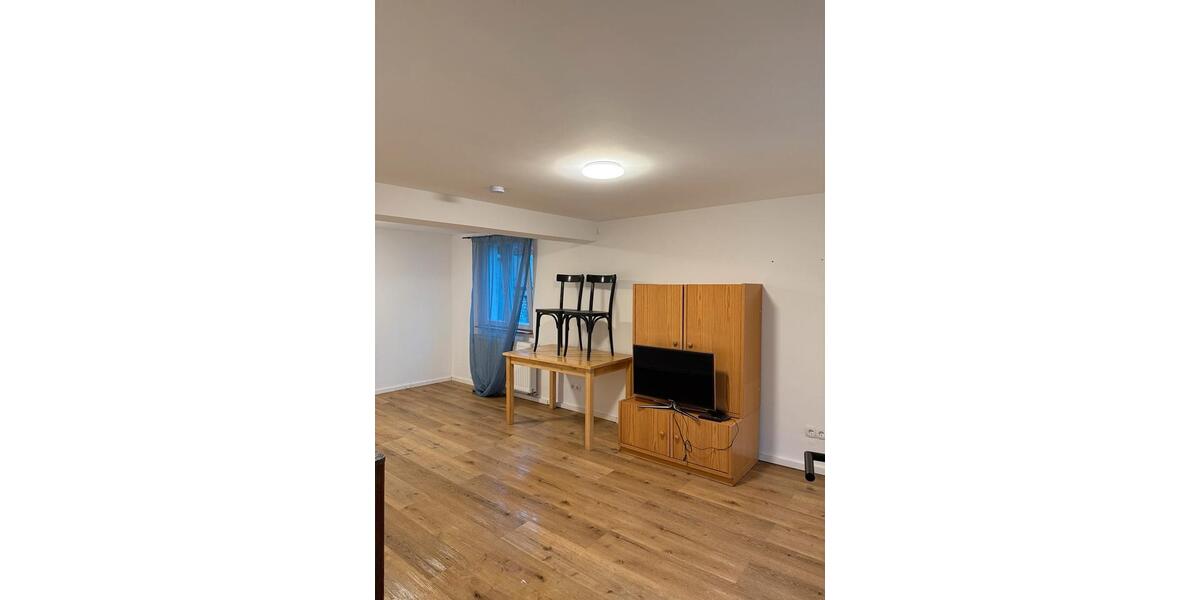 Einfamilienhaus Sinn - 5 Zimmer, 160 m&sup2;, 1.200&euro; | Angebot:23415451