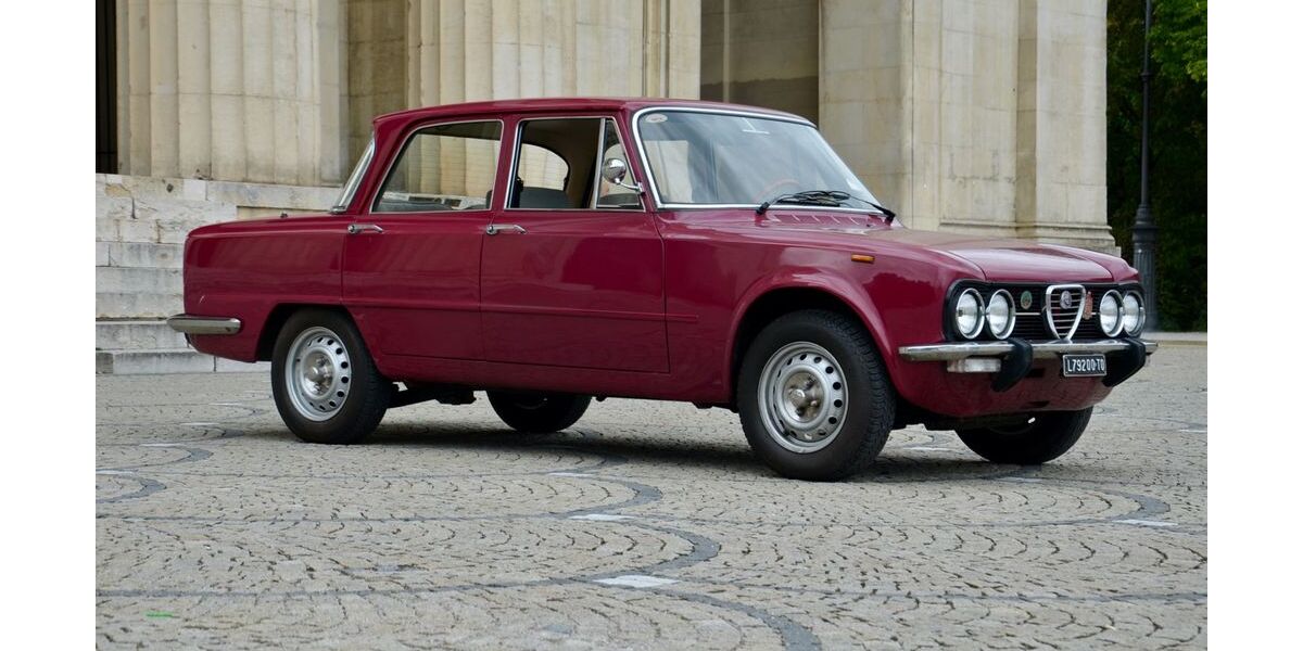 Alfa Romeo Giulia 120.000 km 12.888 &euro; München 80798