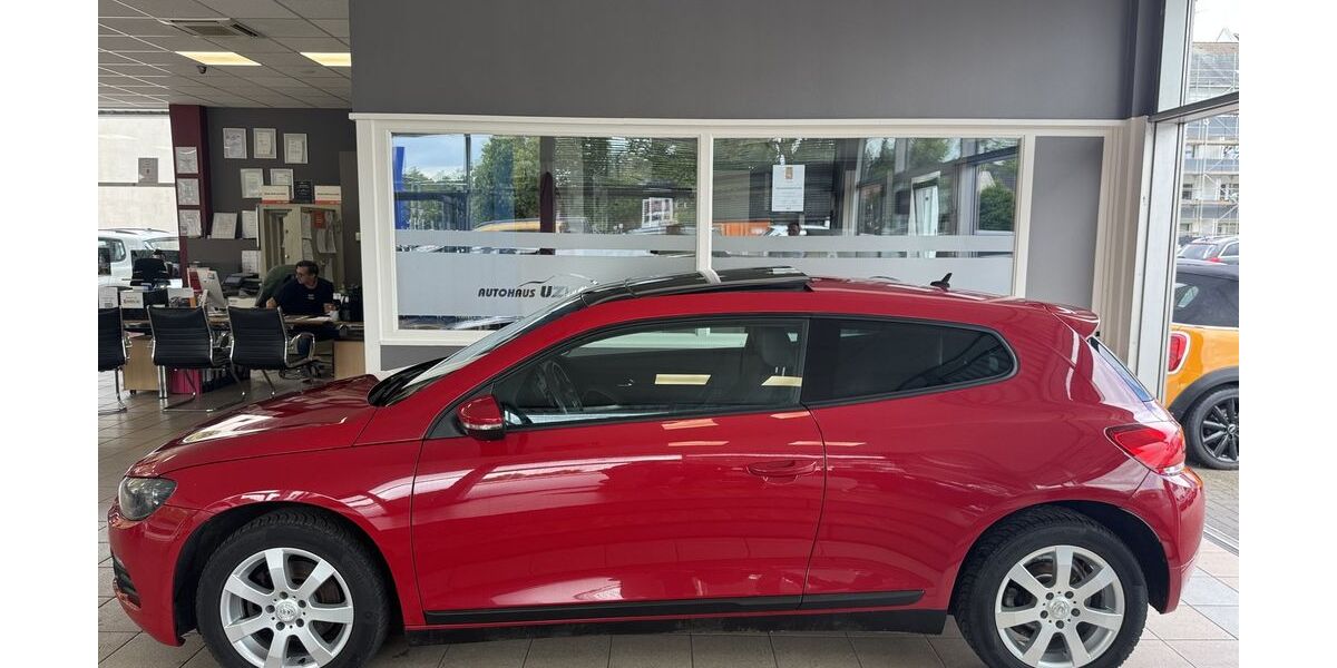 VW Scirocco 221.253 km 6.690 € Hannover 30419