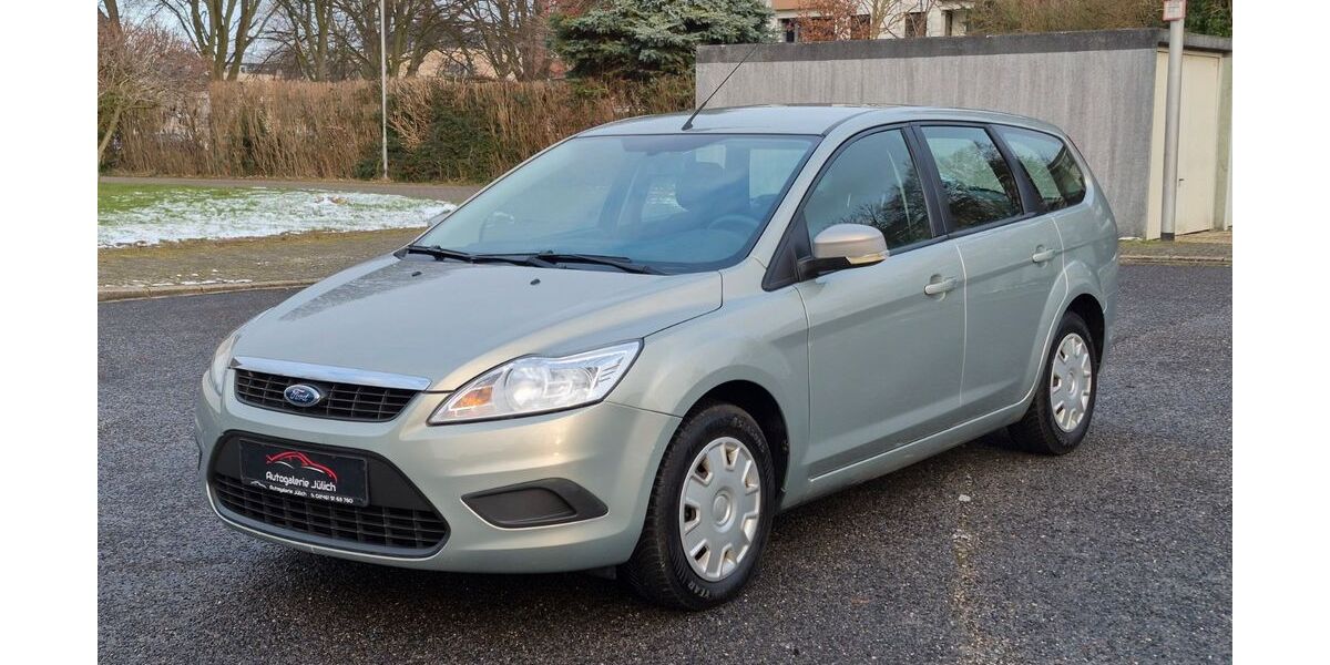 Ford Focus 72.000 km 5.699 &euro; Jülich 52428