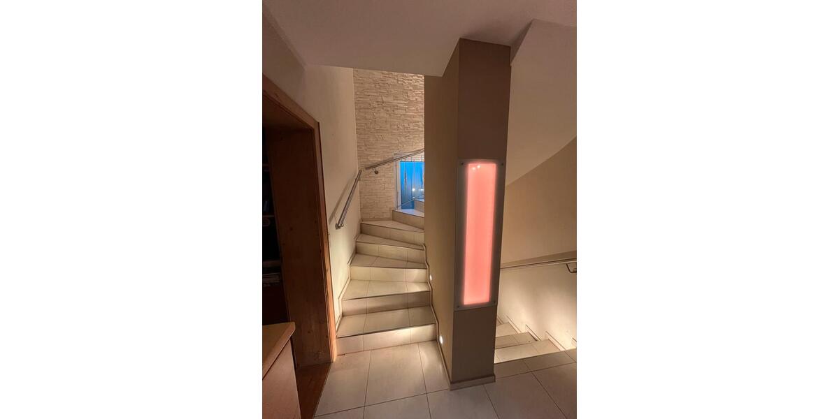 Einfamilienhaus Mühldorf am Inn - 9 Zimmer, 240 m&sup2;, 1.350.000&euro; | Angebot:24422783