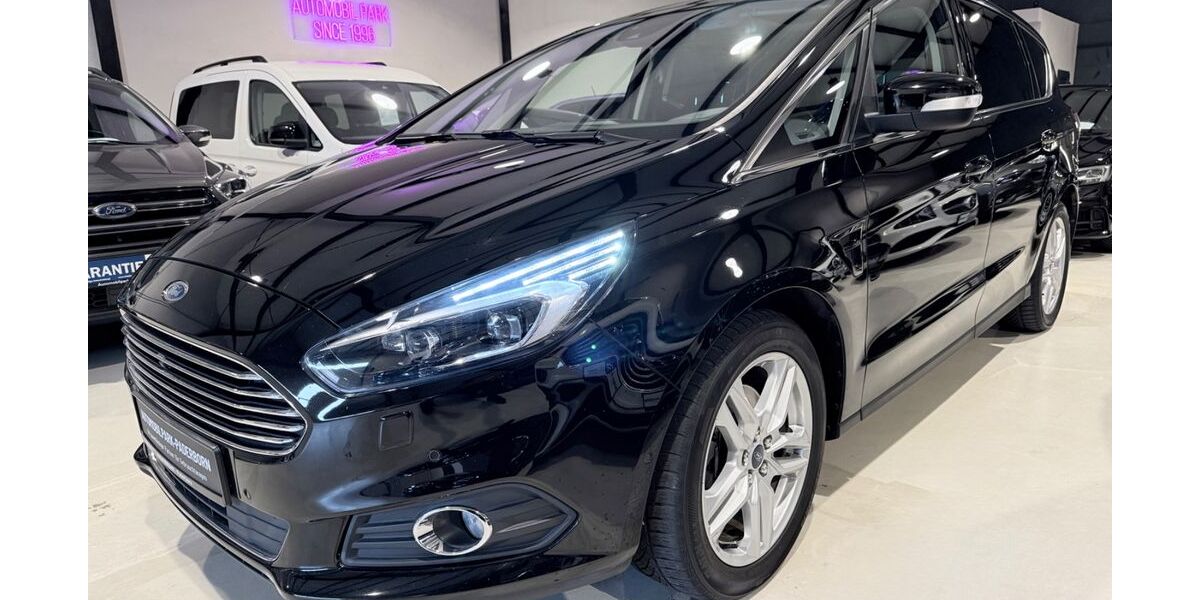 Ford S-Max 156.989 km 15.200 &euro; Paderborn 33102
