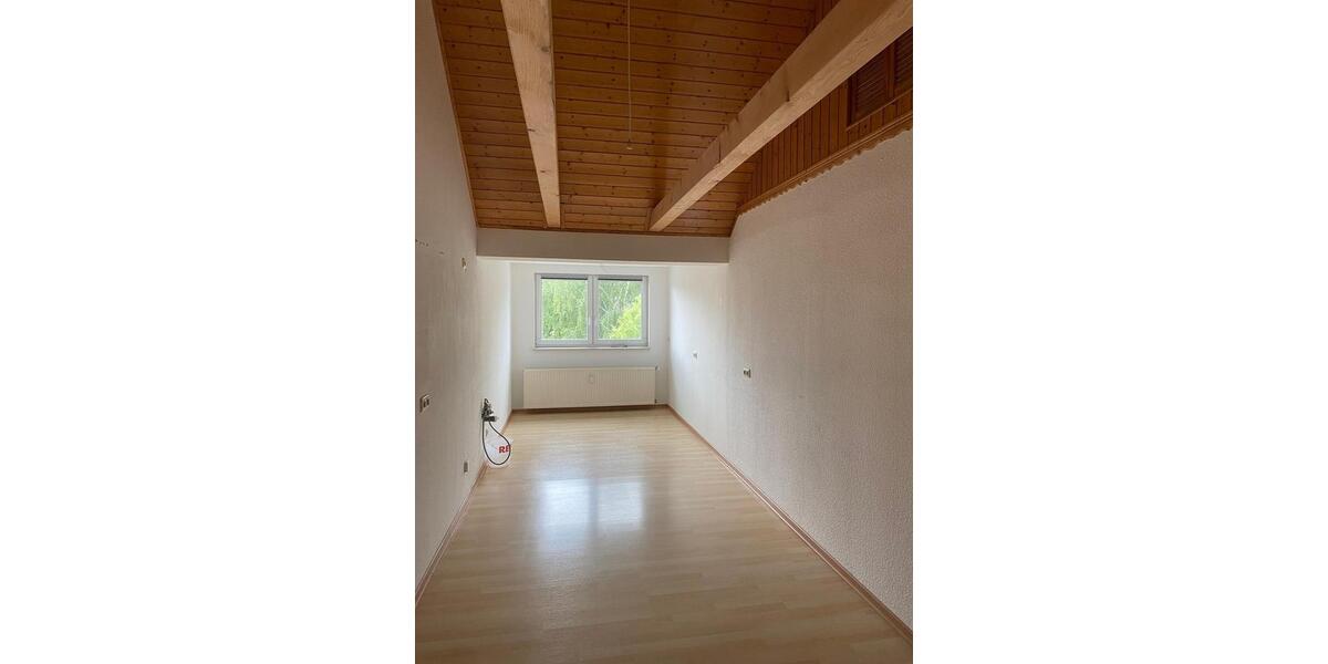 Etagenwohnung Oderberg - 4 Zimmer, 92 m&sup2;, 736&euro; | Angebot:26671526