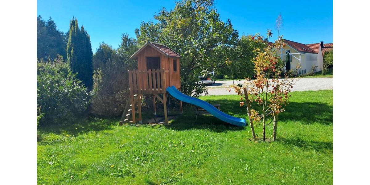 Einfamilienhaus Buttenwiesen - 5 Zimmer, 130 m&sup2;, 1.600&euro; | Angebot:25293846