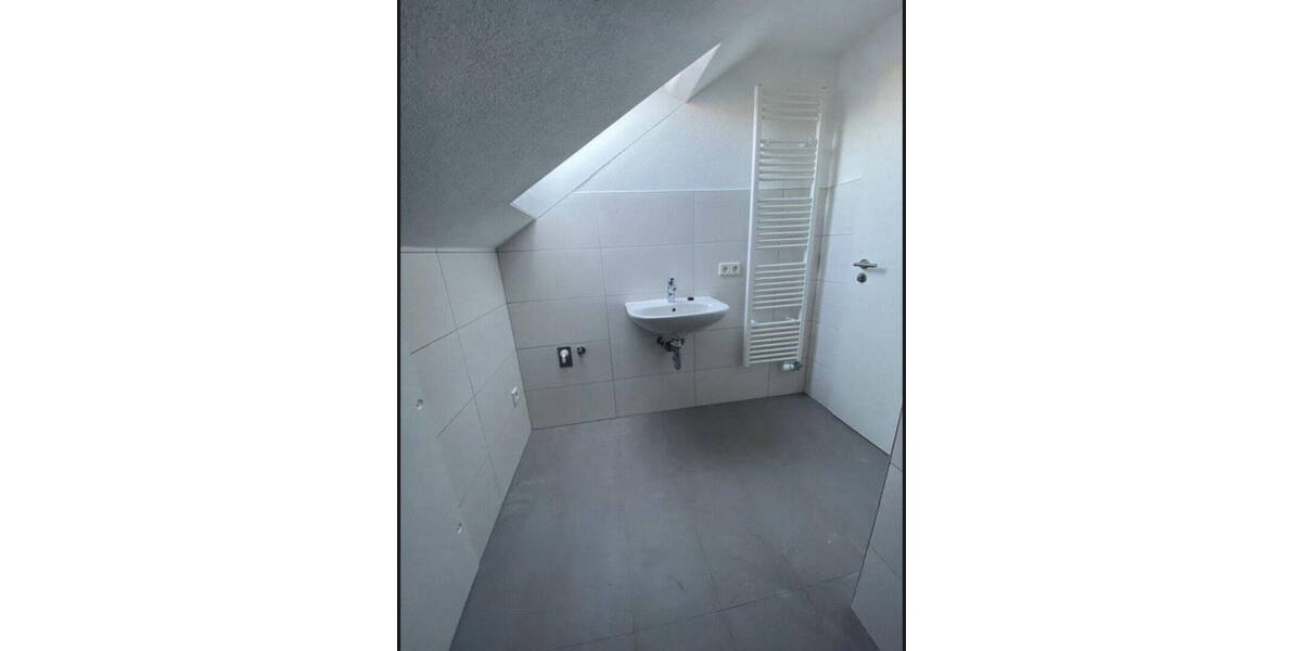 Etagenwohnung Grabenstetten - 2 Zimmer, 90 m&sup2;, 850&euro; | Angebot:26595218