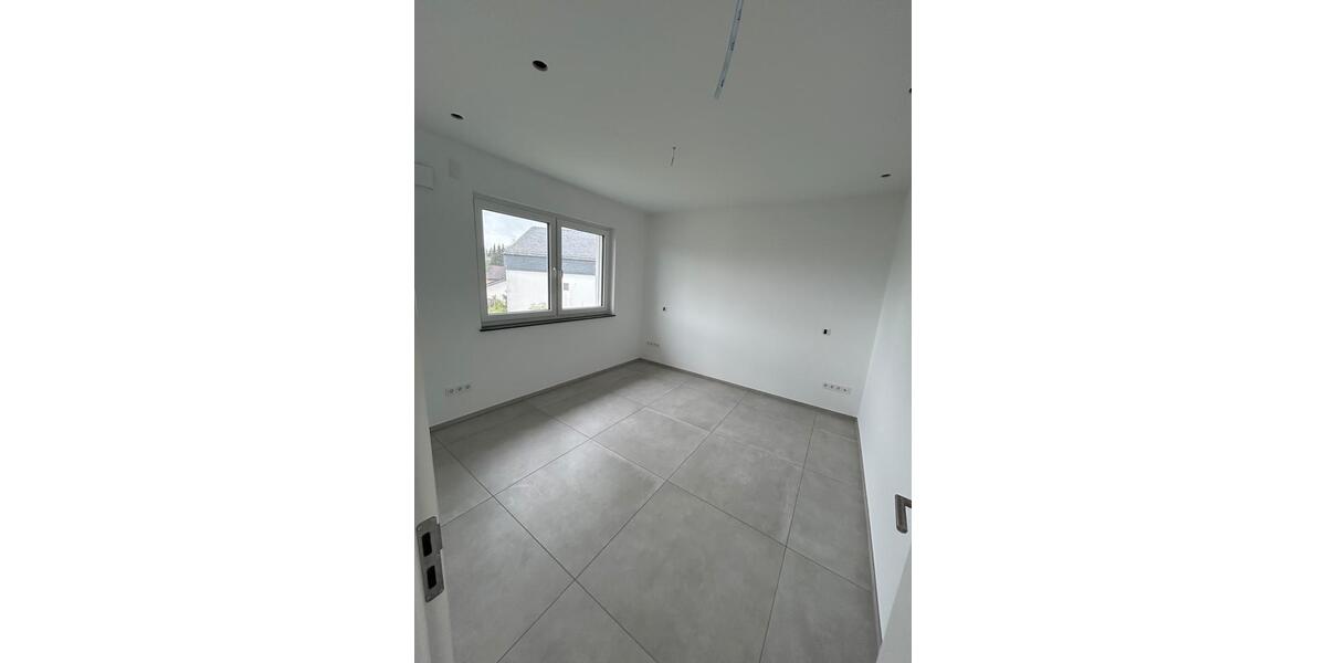 Etagenwohnung Wittlich - 4 Zimmer, 125 m&sup2;, 1.400&euro; | Angebot:26669820