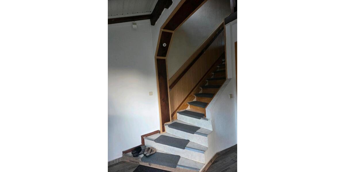 Etagenwohnung Kemberg - 3 Zimmer, 64 m&sup2;, 600&euro; | Angebot:25807173