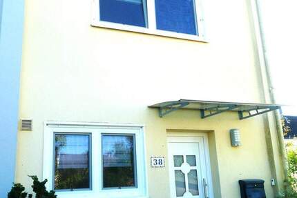 25336 Elmshorn Ihr Interesse muß ab sofort belohnt werden ! Reihenendhaus FREI verfügbar , ideal für 2 Personen , ein TOP Liebhaberstück 2 zimmer