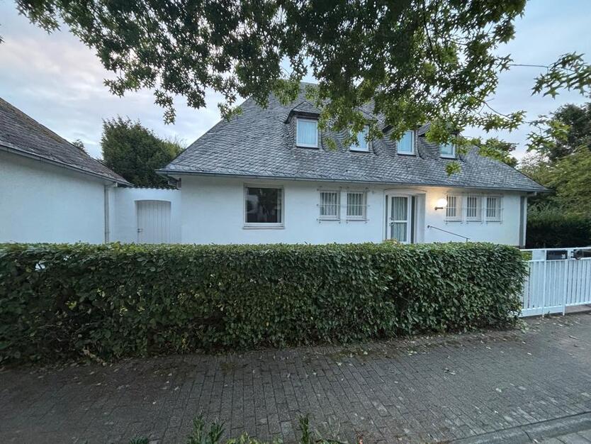 Zimmer❗️(einzeln) zu vermieten in der Senioren WG ”Villa Stern“