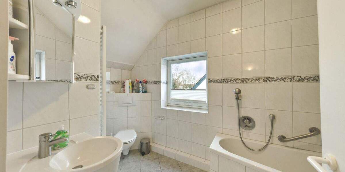 Einfamilienhaus Cremlingen Weddel - 5 Zimmer, 129 m&sup2;, 238.000&euro; | Angebot:25475512