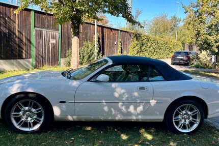Jaguar XK8 107.000 km 16.900 &euro; Neufahrn 85375