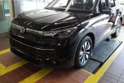 VW Tiguan 9.300 km 35.890 &euro; Roth 91154