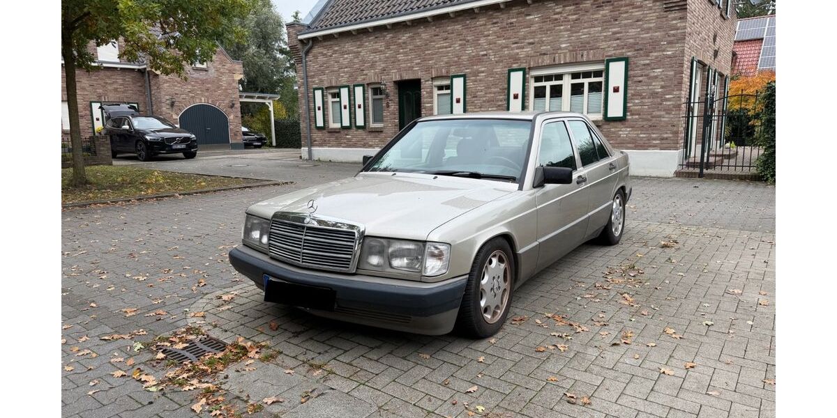 Mercedes-Benz 190 202.680 km 2.500 &euro; Gronau 48599