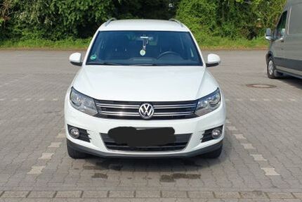 VW Tiguan 107.900 km 15.700 &euro; Duisburg 47226