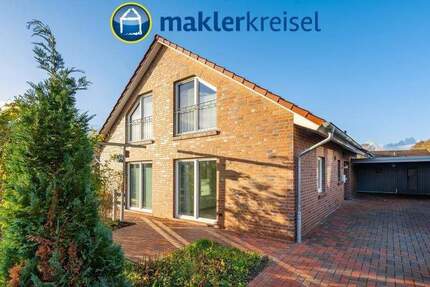 Bärenstadt Esens: Junges KFW-70 Zweifamilienhaus mit Carport in beliebter Siedlung! 6 zimmer