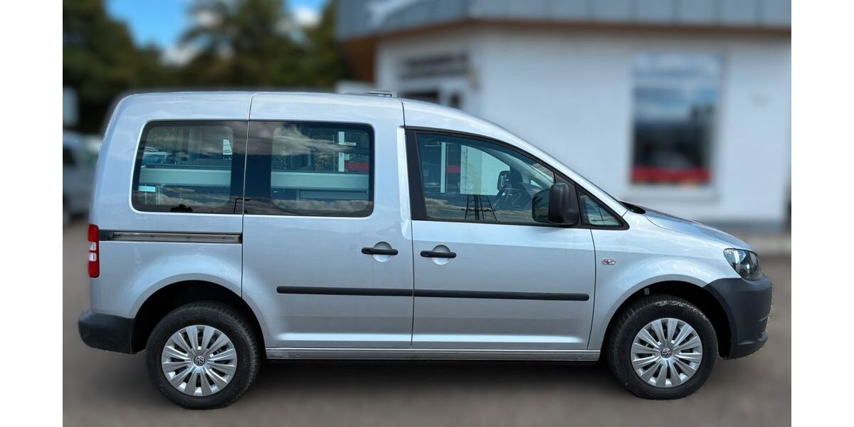 VW Caddy 186.858 km 11.899 &euro; Freiburg im Breisgau 79108