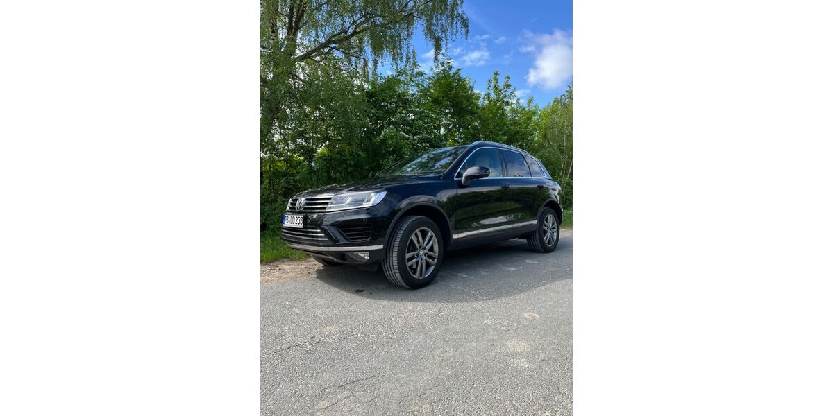 VW Touareg 125.000 km 26.200 &euro; Paderborn 33100