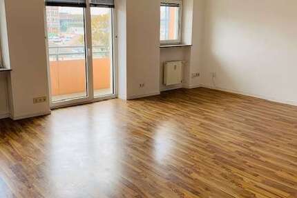 Wohnung zum Mieten in Nürnberg 845,48 € 92 m² 3 zimmer