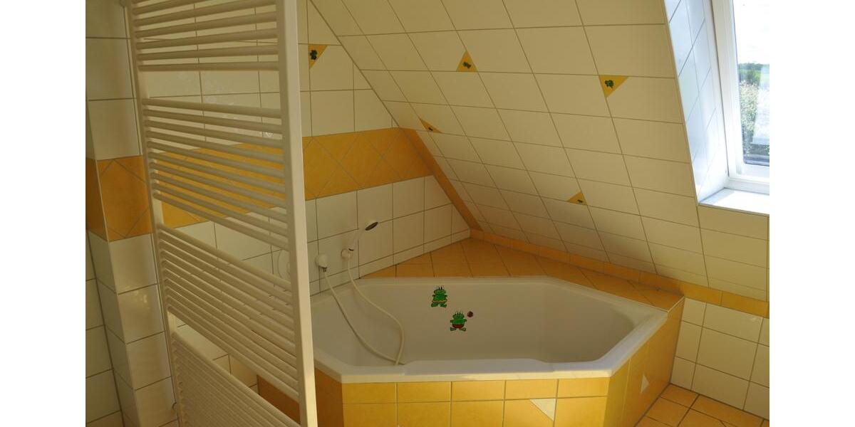 großes Doppelhaus, insgesamt 255 qm Wohnfläche 10 zimmer