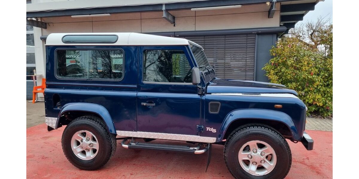 Land Rover Defender 145.000 km 19.999 &euro; Weißenhorn 89264